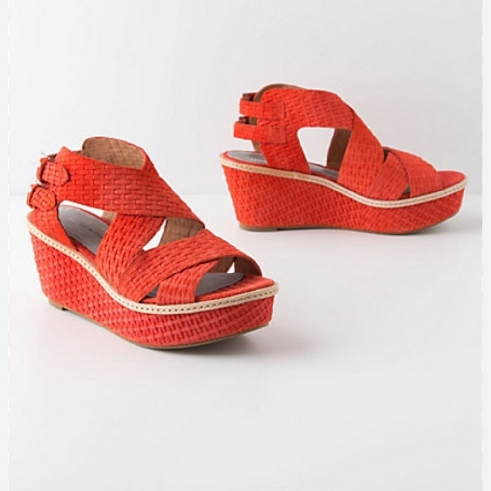 Pilcro Anthropologie sz 8.5 Calla orange suede platform sandals SH41